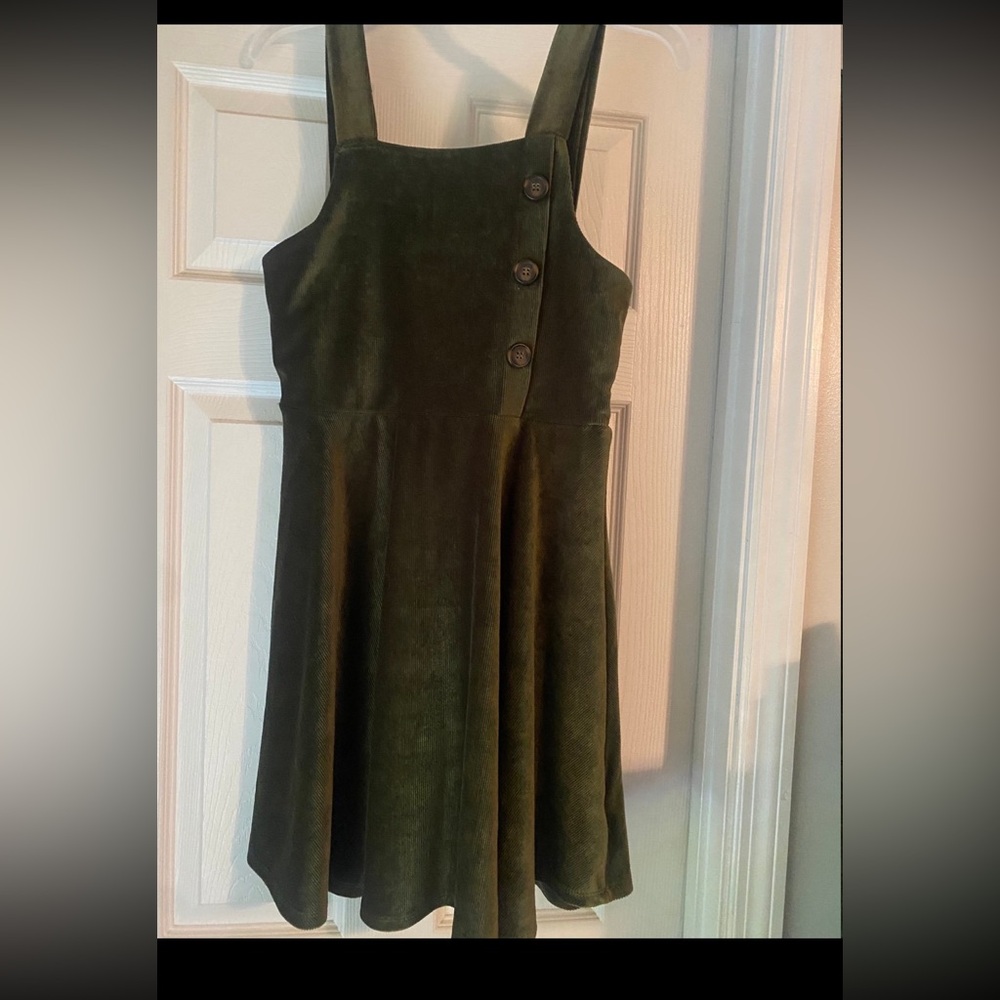Girls dress size 16